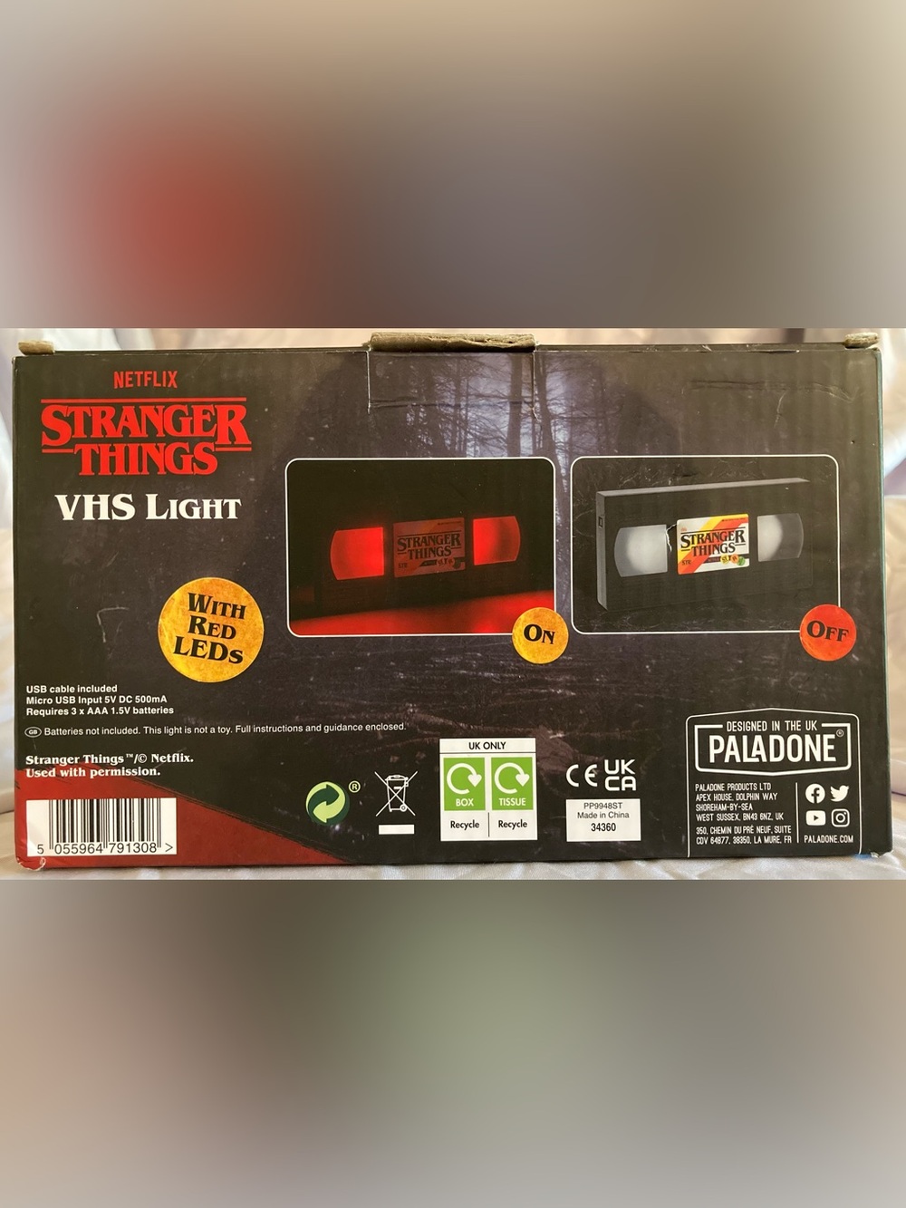 Stranger Things VHS Light with Red LEDs - Picture 3 of 7